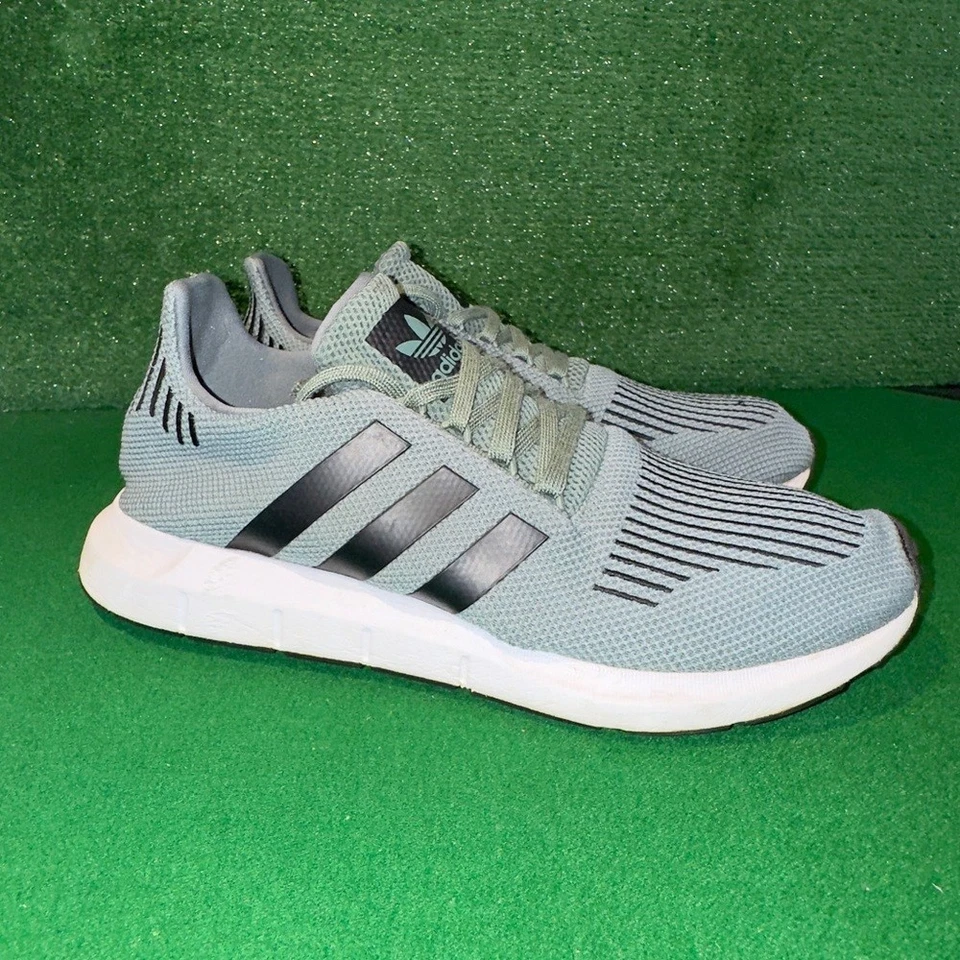 Adidas Swift Run Trace Cargo Green Black CG4115 Men’s Running Sneakers Size 10.5 - Image 2 of 4