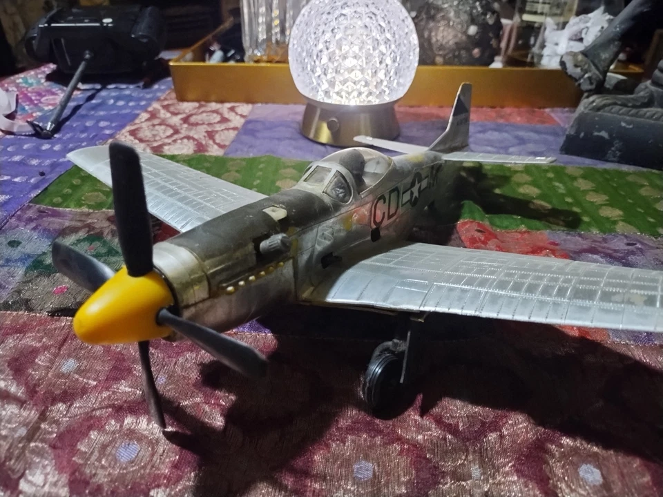 Vintage Testors Made In USA Control Line Tether P-51 Mustang Toy Airplane - Image 4 of 4