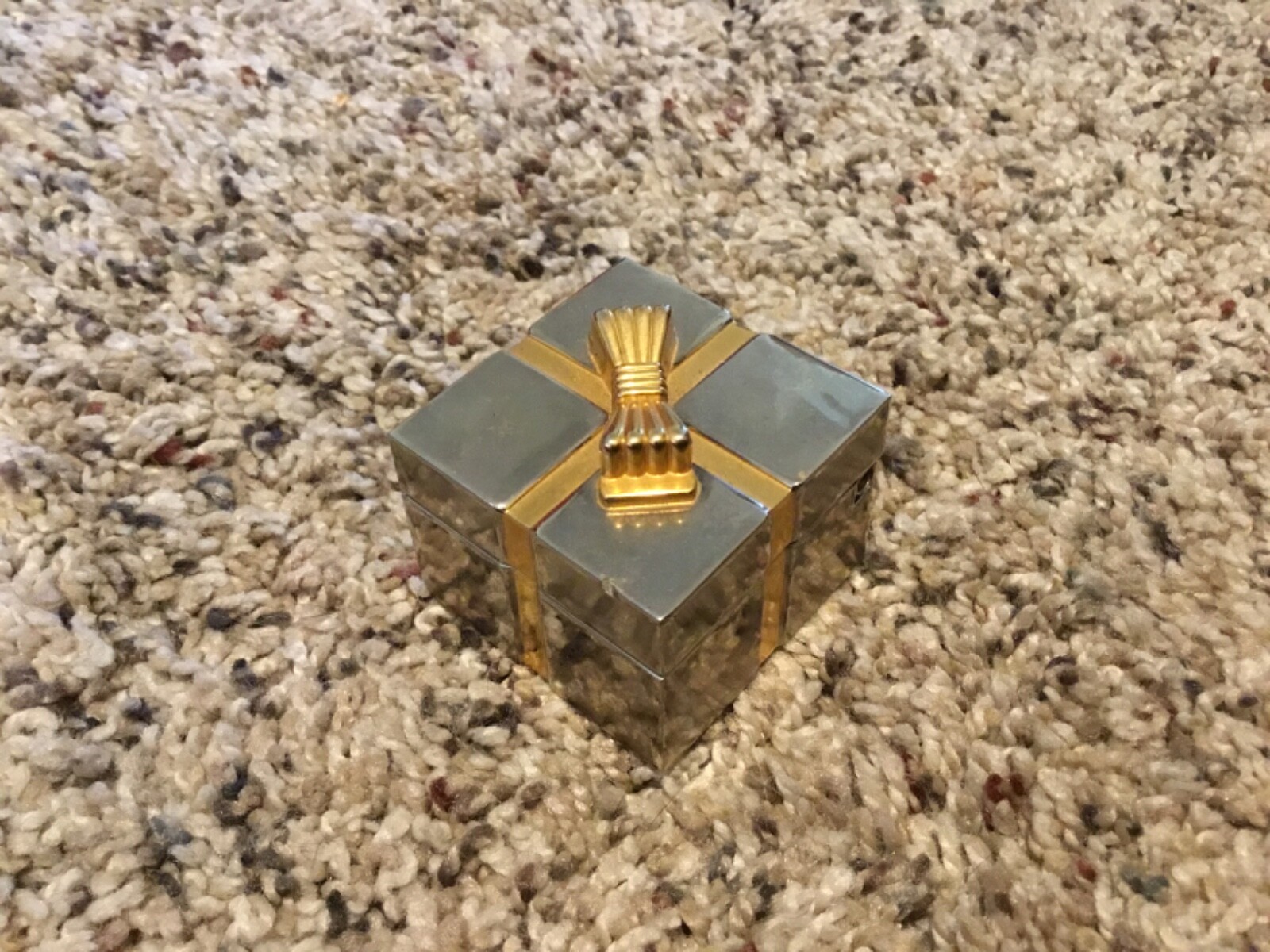 Picture 1 of 2