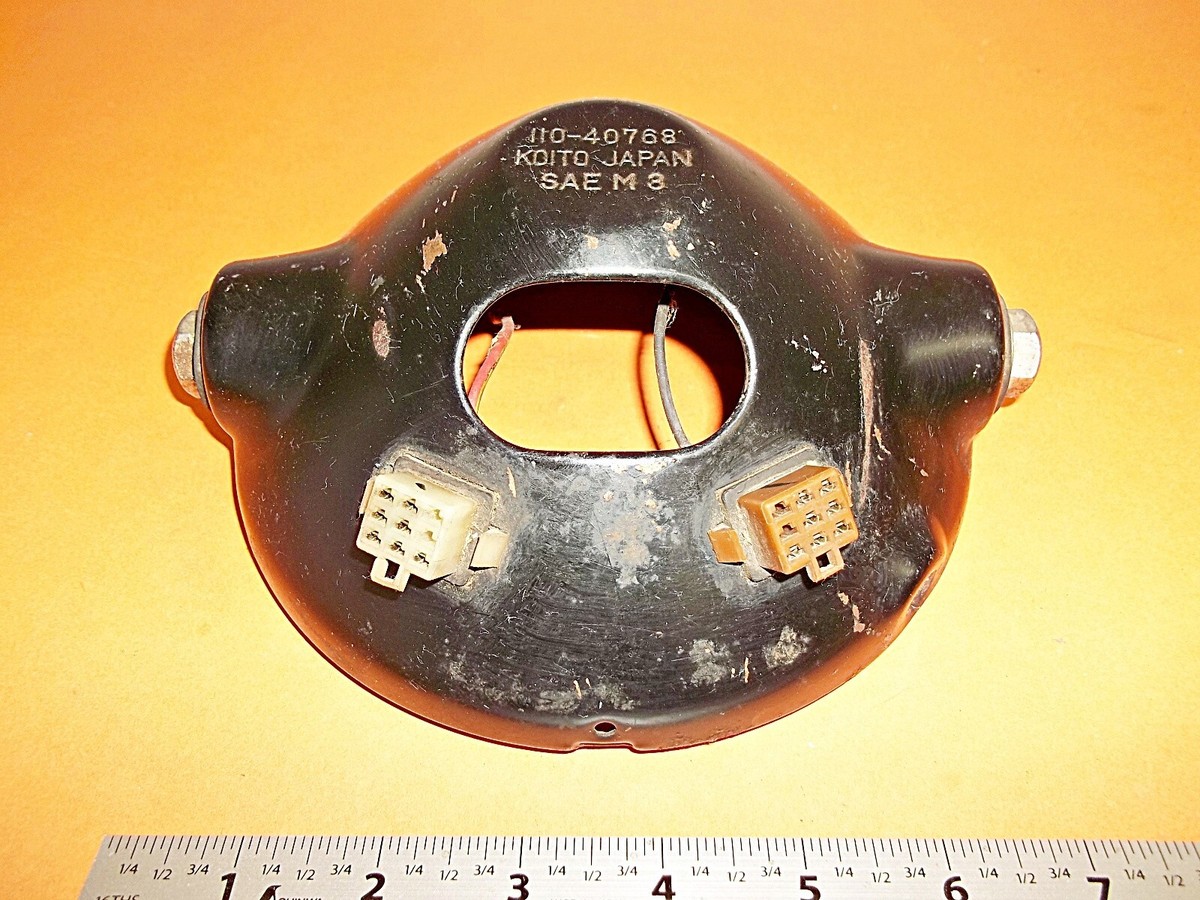 KAWASAKI 74 - 79 KS125 KE125 HEADLIGHT CASE BUCKET 23005-044-21