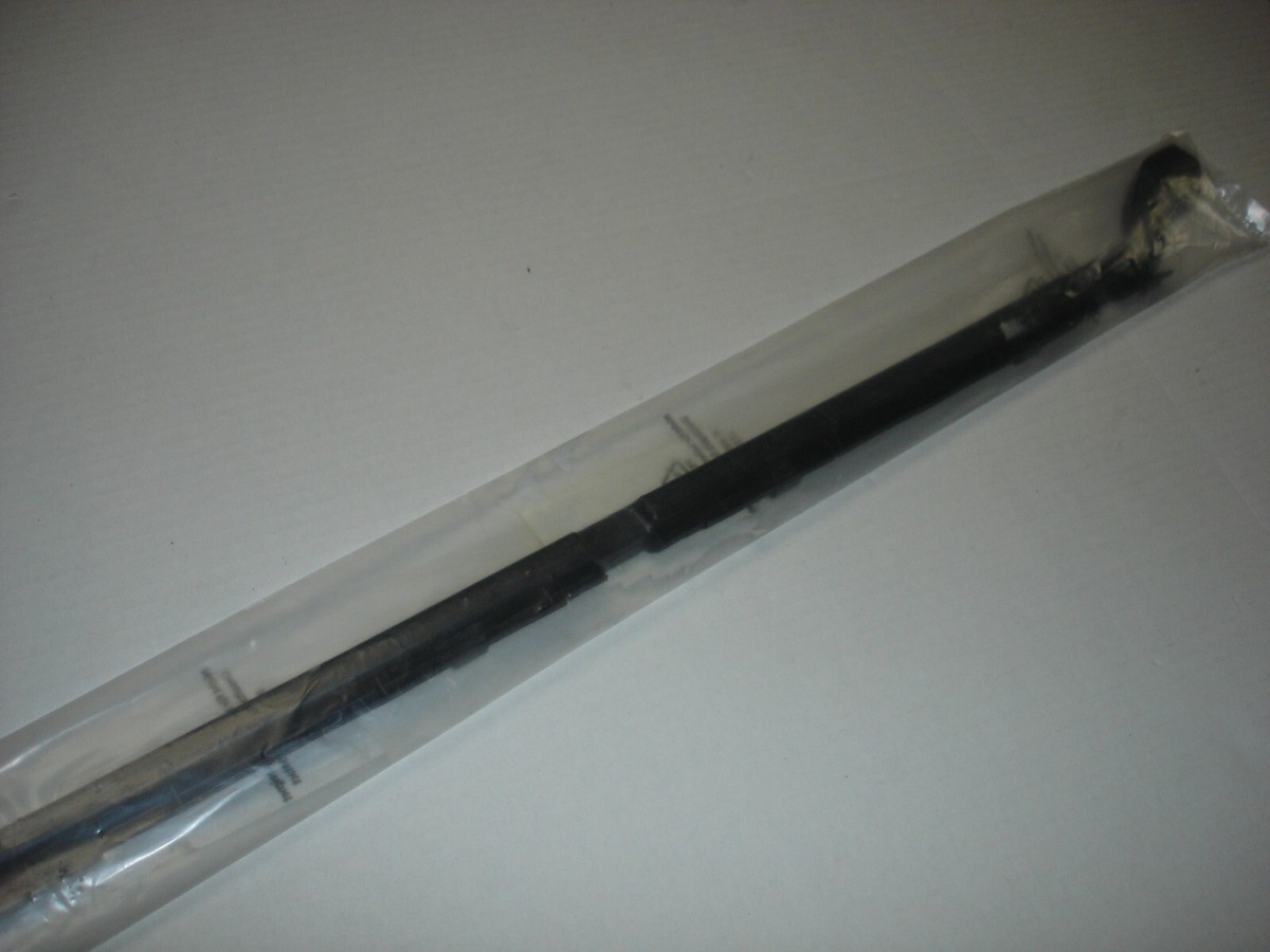 MERCEDES BENZ A 1566980214-64 FRONT RIGHT BRACKET | eBay