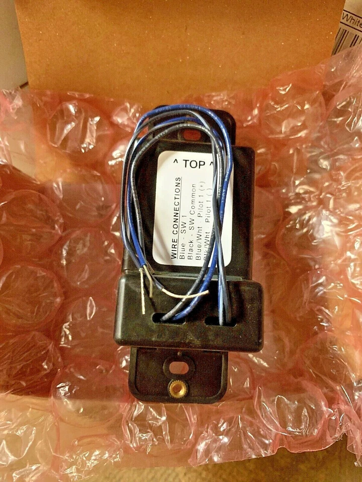 Hubbell LVSL1NPIV Pir & US 2-Circuit Wall Switch, White  - Image 4 of 4