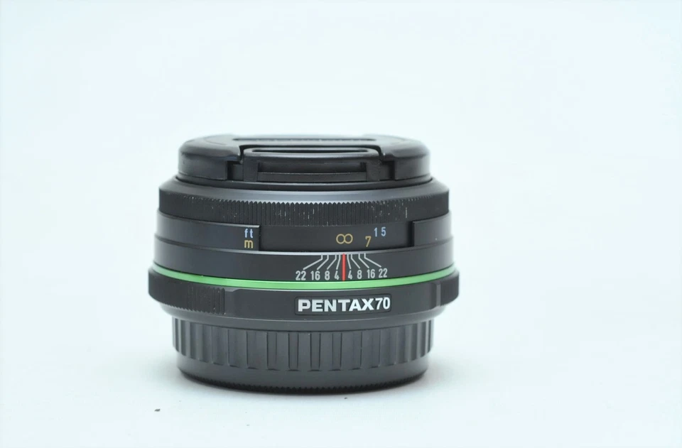Pentax 70mm f/2.4 DA Limited Portrait Lens 21098 - Image 2 of 3
