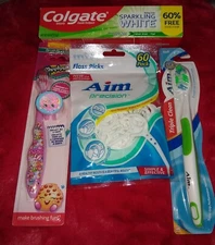 TOOTHBRUSH and TOOTHPASTE LOT COLGATE SHOPKINS  and FREE CHARCOAL TOOTHPASTE