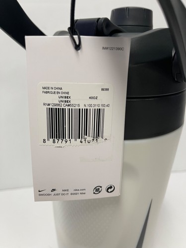 Nike Fuel Jug 40 Oz Chug Bottle White | Black - Picture 4 of 7