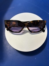 Women's sunglasses Unbranded. Tortoise Frames. Purple Lenses.