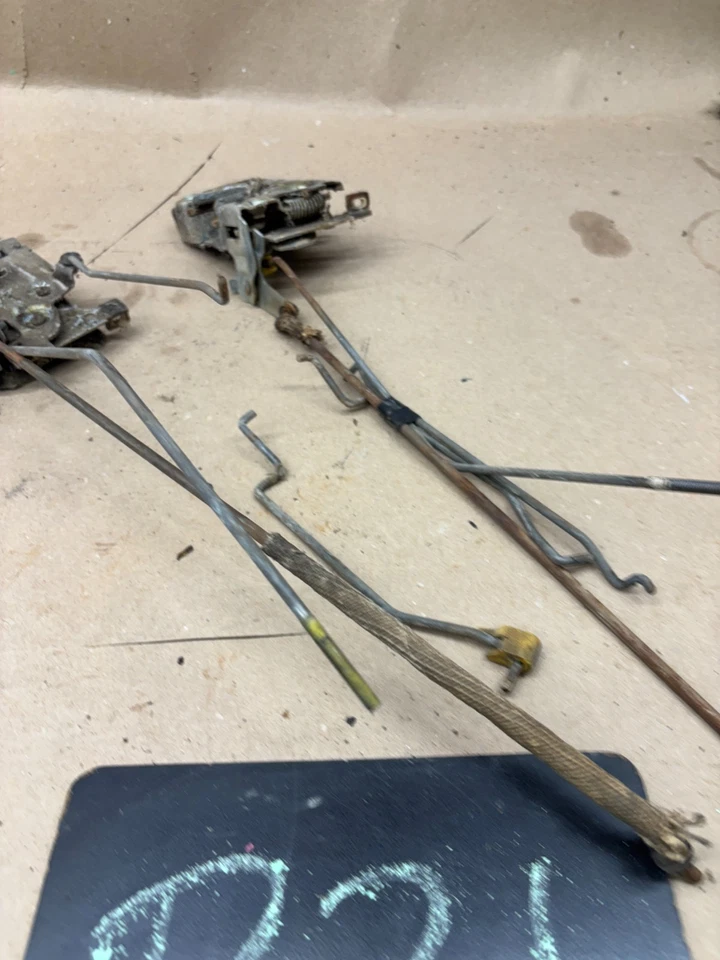 1978 1979 FORD BRONCO F150 F250 F350 DOOR LATCH LATCHES W/ROD RODS LINKAGE OEM - Image 3 of 4