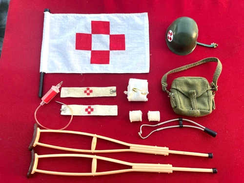 VINATGE HASBRO 1964 GIJOE Action Marine Medic Accessoriess1 NICE!!