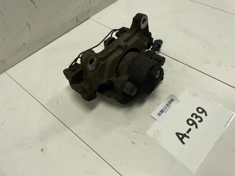 2009 2018 VOLKSWAGEN TIGUAN FRONT LEFT BRAKE CALIPER OEM+ - Image 3 of 4