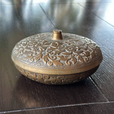 Vintage Floral Brass Powder Box /Trinket Box with Lid / Vanity Decor / Moody