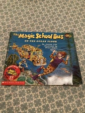 Magic School Bus on the Ocean Floor by Joanna Cole (1994, Trade Paperback)