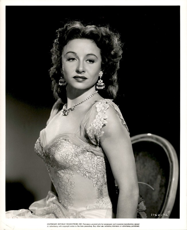 LMPE40 Original Freulich Photo REPUBLIC PICTURES STAR VERA RALSTON GLAMOUR SHOT