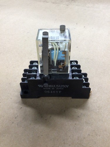 Omron MY4N-D2 Relay 24VDC Coil 14 Pin Relay 24 VDC W/Base #4066I143 - Picture 2 of 3