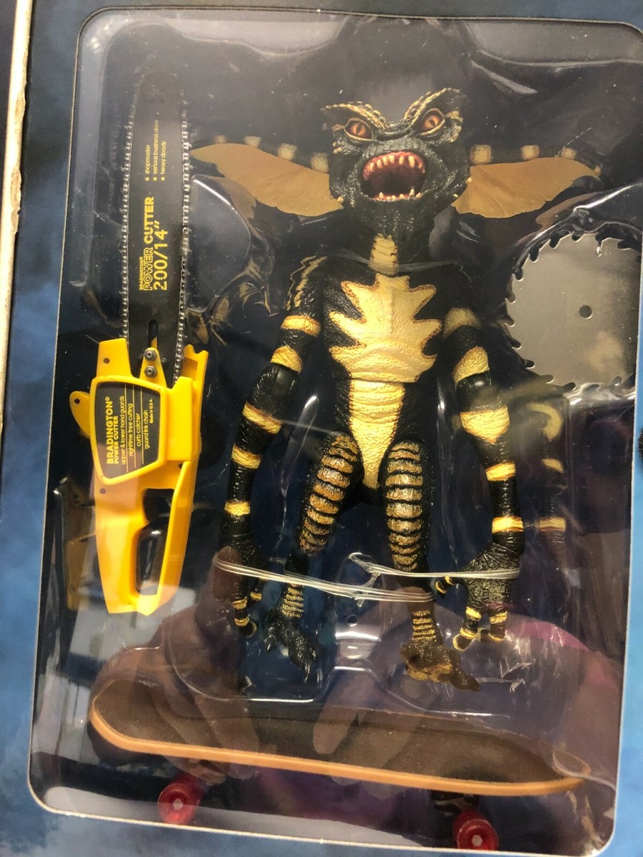 Gremlins ULTIMATE STRIPE With Chainsaw & Saw Blade 6
