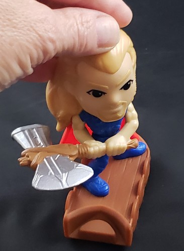 Figuras de acción McDonalds Marvel Studios 2022 Happy Meal Toys Groot y Thor - Imagen 7 de 12