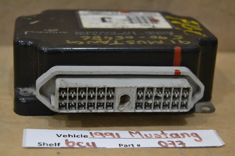 Unidad eléctrica trasera multifunción Ford Mustang 1991-1993 módulo E9DF12B577DB 77 6C4 Foto 3 de 4