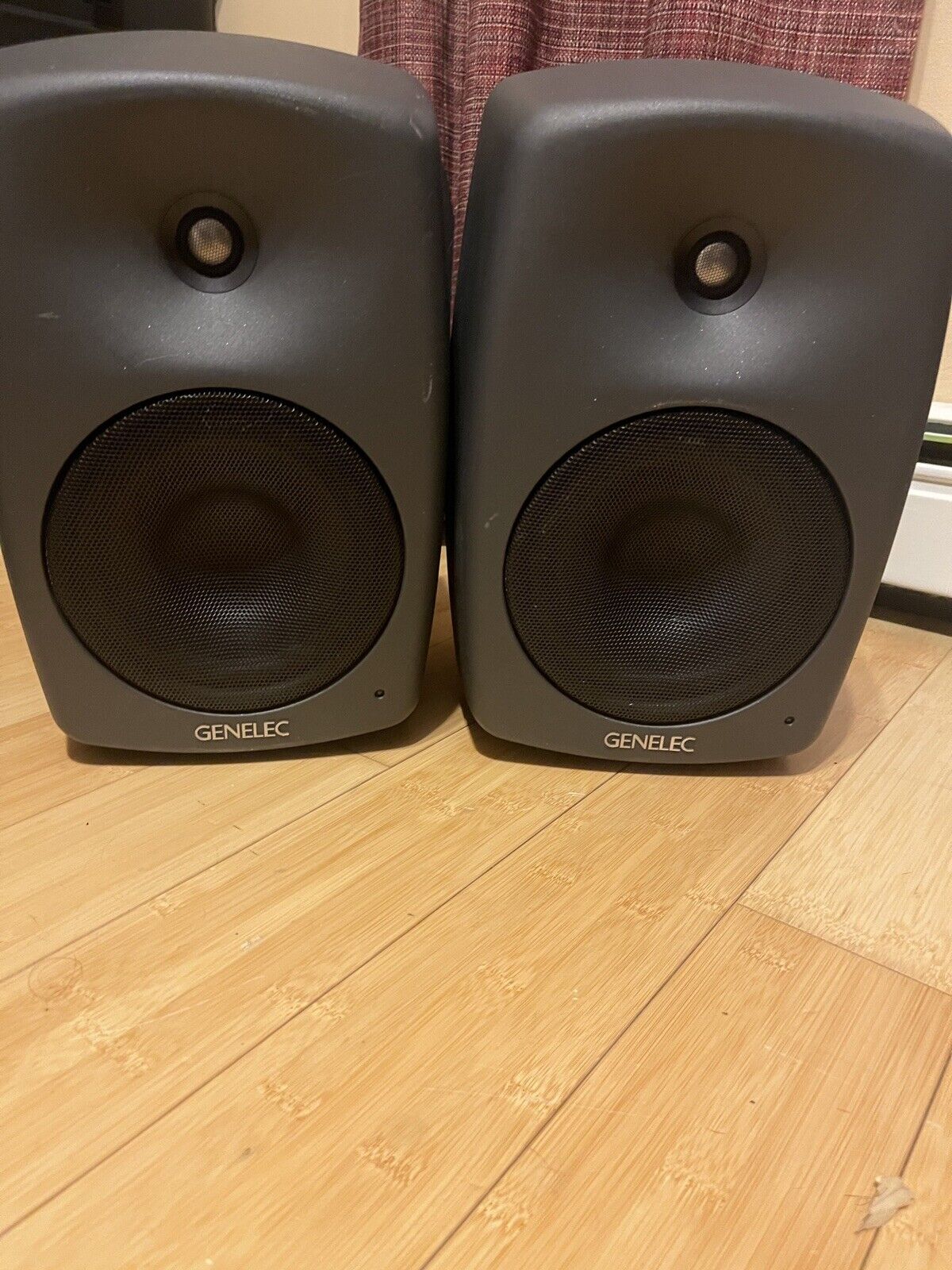 Pair Genelec 8030b Bi-Amplified  Monitoring System 2 Speakers