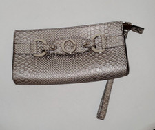 Guess Women's Wristlet Purse Handbag Clutch Silver Snakeskin Look As-Is