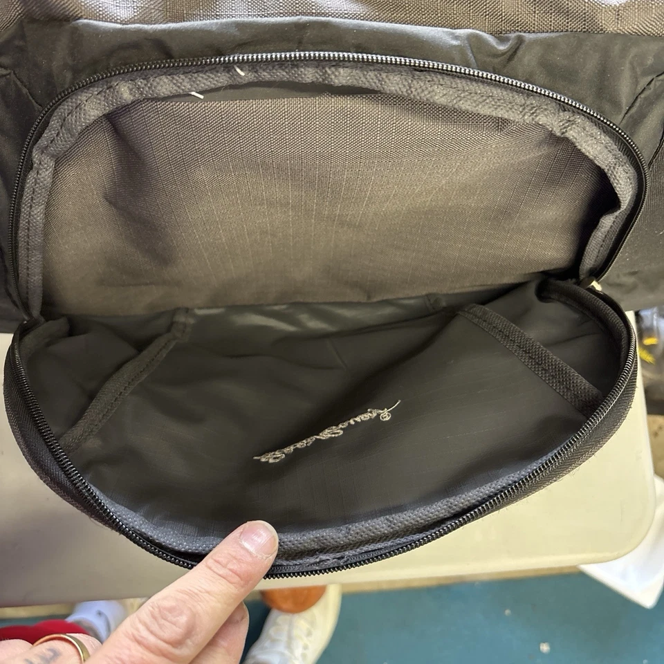 Eddie Bauer Black SKYWAY Travel Luggage Duffel Bag  - Image 3 of 4