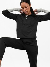 Athleta S Small Unstoppable Fleece Lined Half Zip Sweatshirt Black NWT 825011