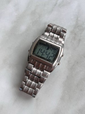 Vintage Digital Dial Silver Chrome Chunky Bracelet Quartz Watch