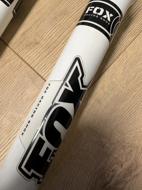 Fox 32 F-Series RL 26" 120mm Travel Tapered Steerer
