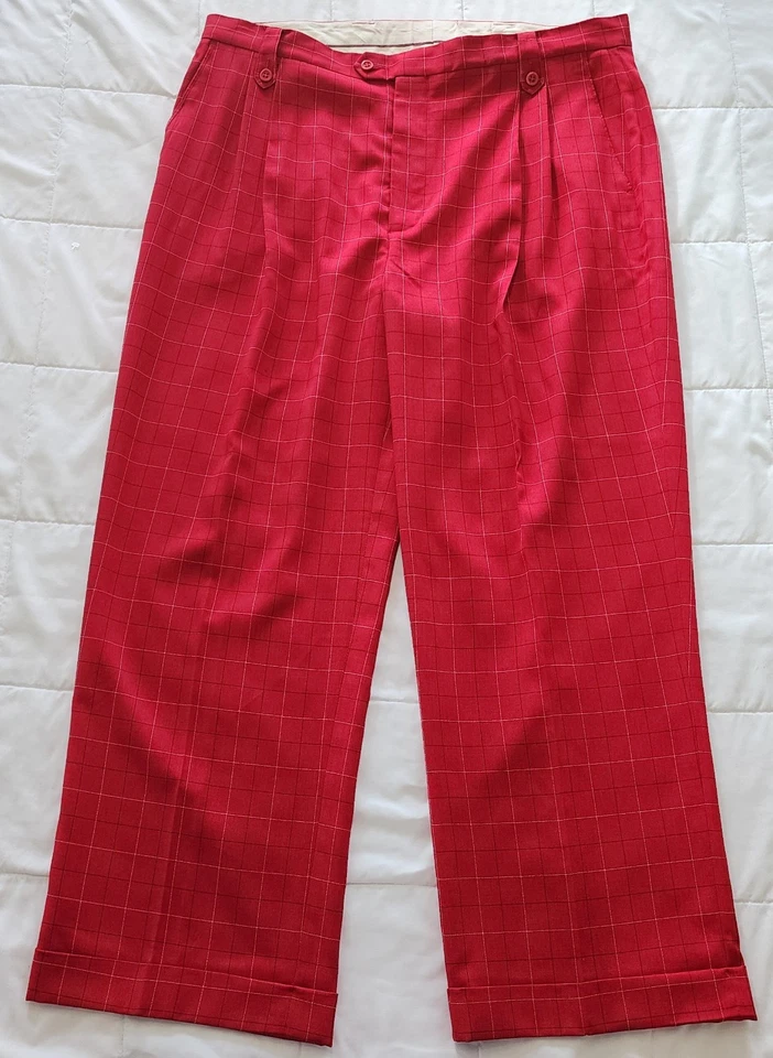 Smokey Joes Men's Red Black White Plaid Pleated Pants Size 43x30 Gangster Cigar - Image 4 of 4