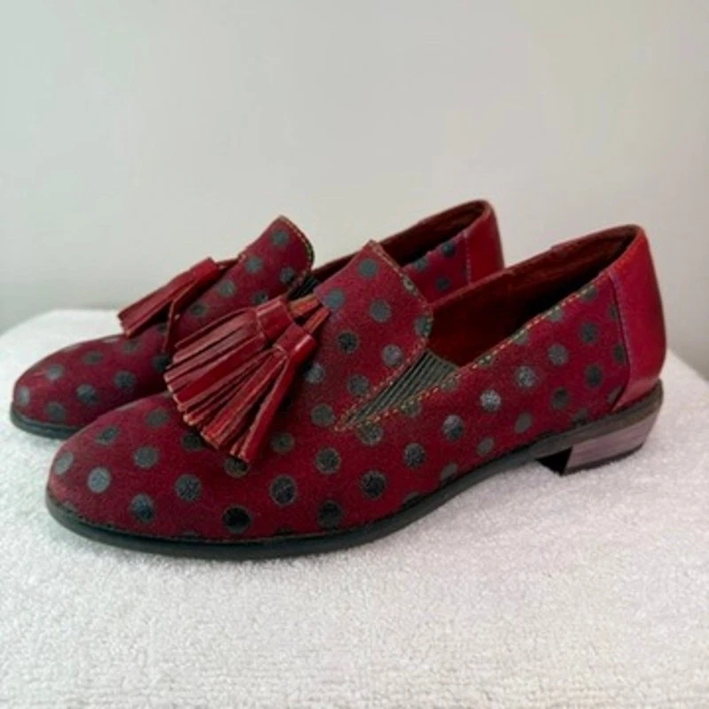 Mocasines Laura Vita Francia Para Mujer Talla US 7.5 Borla Lunares Borgoña Artísticos Foto 2 de 4