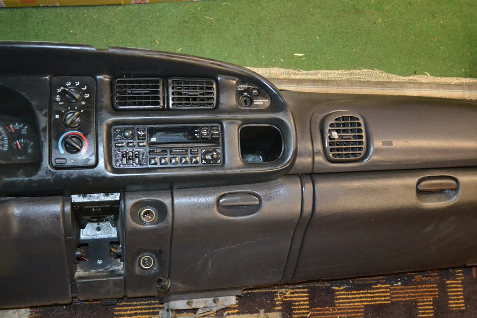 1998-2001 DODGE RAM 1500 2500 РАМА ПРИБОРНОЙ ПАНЕЛИ ОСНОВНОЕ КРЕПЛЕНИЕ ДЕКИ В СБОРЕ АГАТ СЕРЫЙ OEM - Изображение 4 из 4