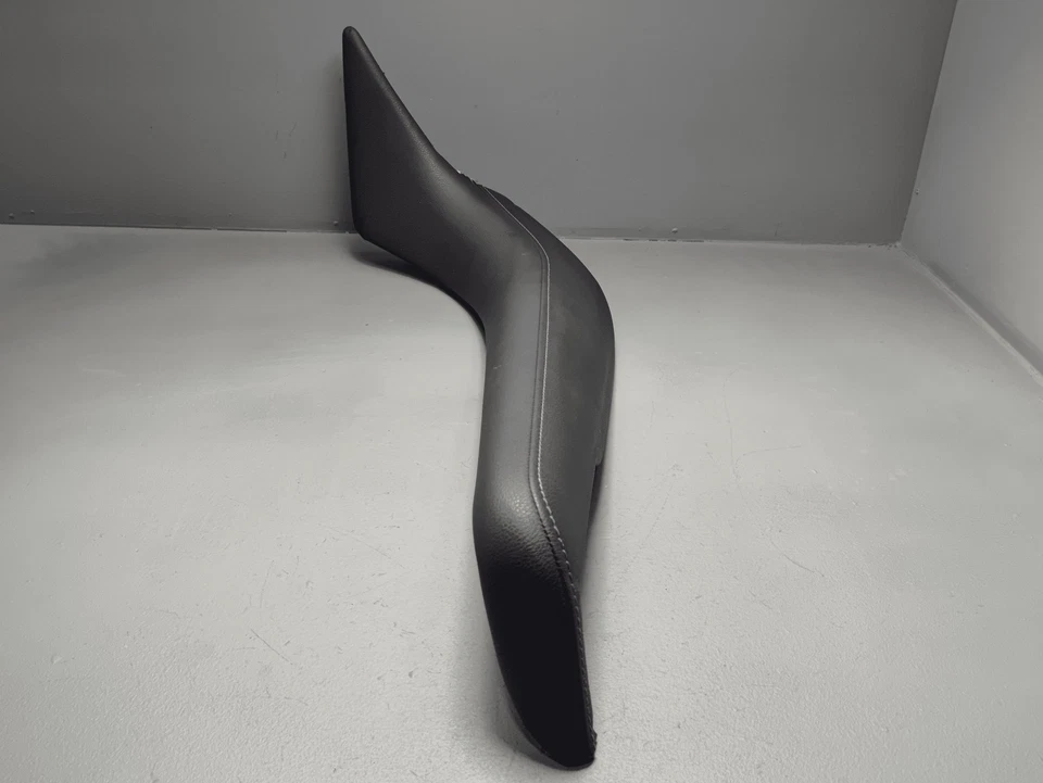 2018-2024 丰田 CAMRY DASH DASHBOARD PASSENGER 侧边饰盖板 原始设备制造商 — 第 3/4 张图片