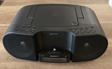 Sony ZS-S3IP Boombox CD Player, 30 Pin iPod or iPhone Dock AM/FM Radio Tested