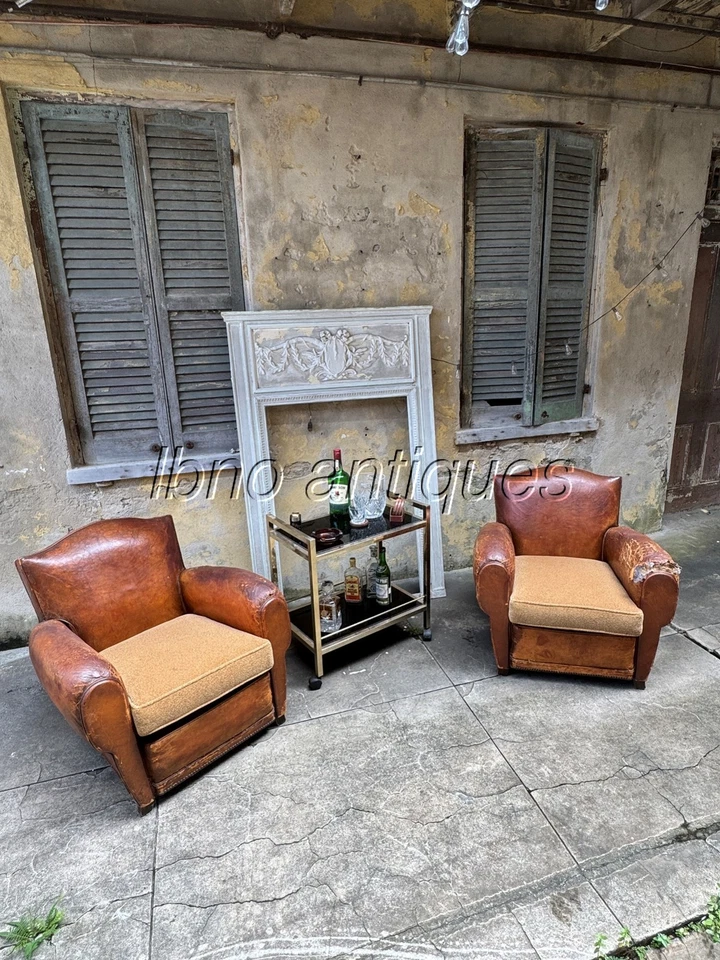 PAR ORIGINAL DE SILLAS CLUB FRANCESAS ART DECO DE CUERO AÑOS 20. USADO / RASGADO Y EXCELENTE Foto 3 de 4