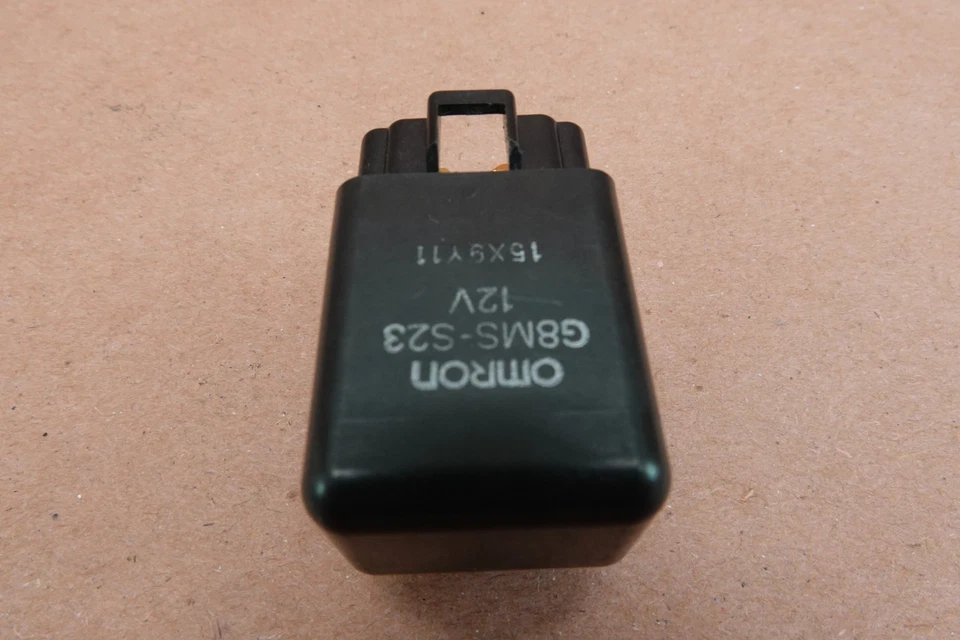 SUZUKI GSXR600 OMRON 2011-2022 relé A Foto 4 de 4