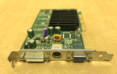 Dell G0001 Nvidia GeForce FX 5200 128 MB AGP 8X DVI VGA S Video