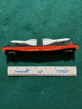 LIONEL HO #0823 SOUTHERN PACIFIC TWIN MISSILE TRANSPORT FLAT CAR