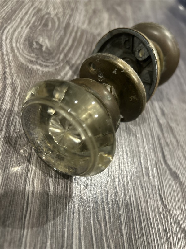 Vintage Brass 1921 Round Art Deco Dexter Crystal Glass Blooms Door Knob