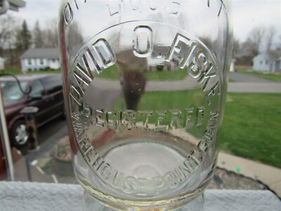 TREQ Milk Bottle David O Fiske Dairy Farm Warehouse Point Pt CT HARTFORD COUNTY
