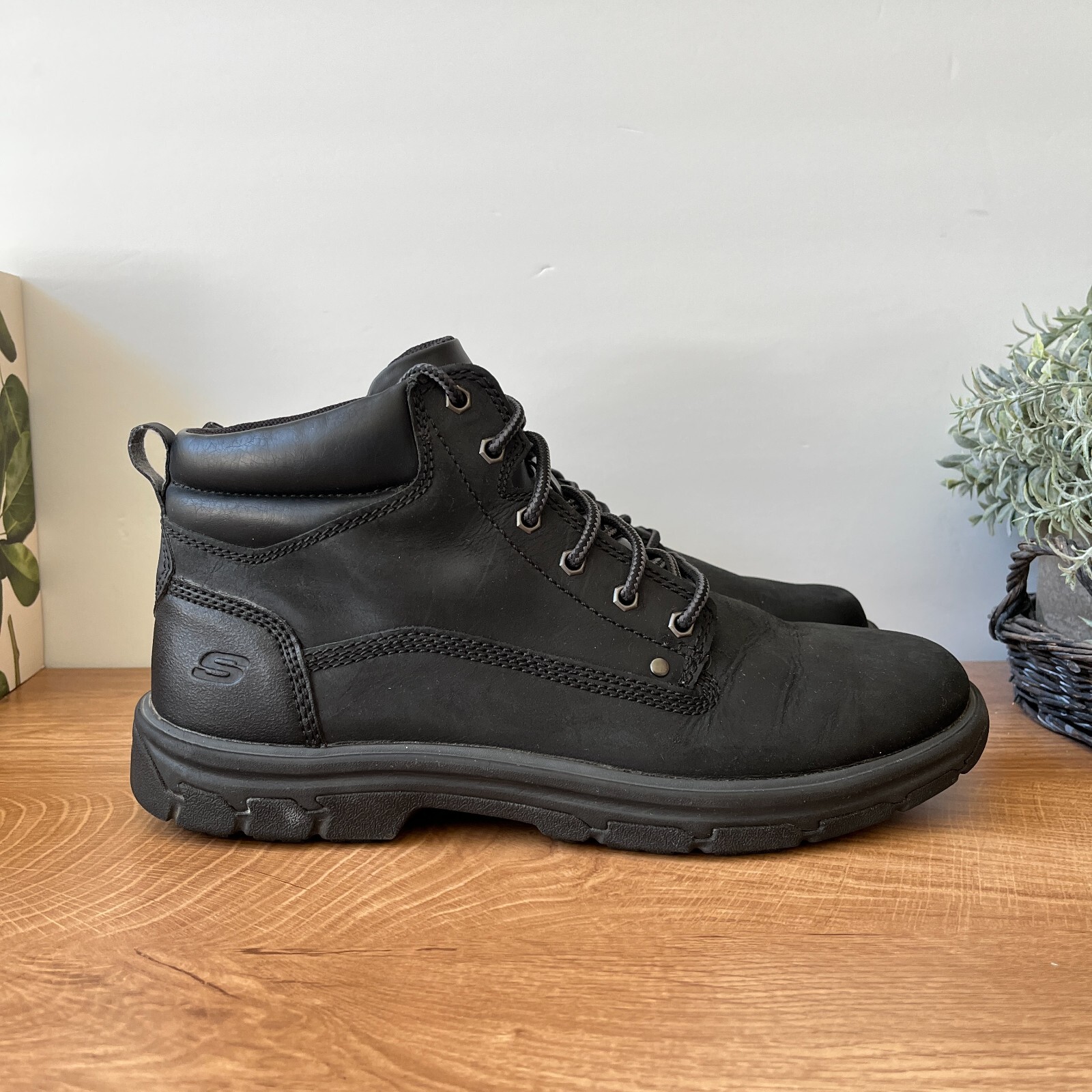 Skechers Segment-Garnet Hiking Boot Men's Black Size US 11