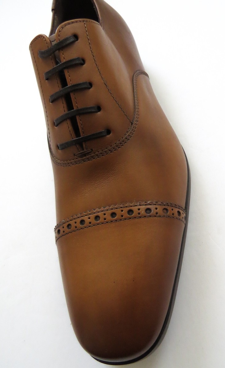 $895 SALVATORE FERRAGAMO Brown Leather Brogue Oxford Shoes  display picture 1