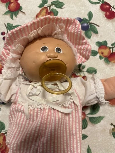 Cabbage Patch Kids Preemie Baby Brown Eyes Bald Head Outfit Hat Shoe 1984
