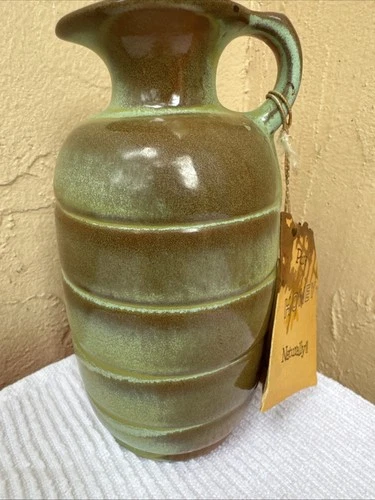 FRANKOMA PRAIRIE GREEN HONEY JUG 831 HONEY ACRES LABEL~never opened~Sealed Cork