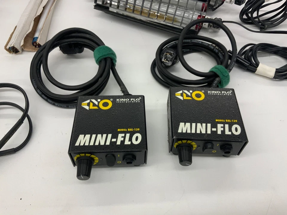 Kino Flo mini flo kit - Image 3 of 4