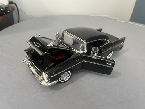 1957 Chevy Bel Air Black "Timeless Classics" 1/18 by Motormax