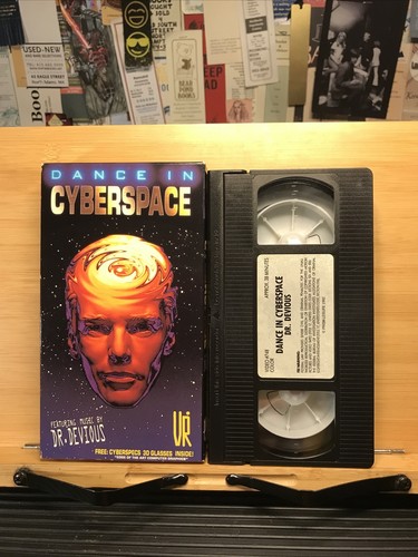 Dance In Cyberspace (VHS, 1999) - 第 1/3 張圖片