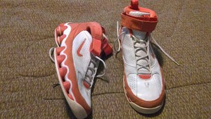 size 17 tennis shoes