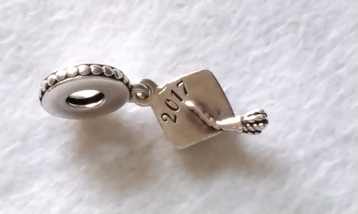 2024 Pandora Jewelry Mickey Ears Graduation Cap 2021 PANDORA