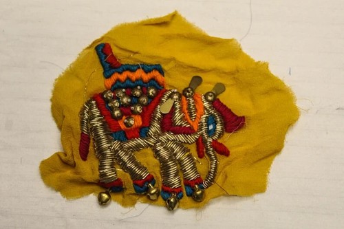 25 Pack of Boho Scarp Trim Snippets Junk Journal Mixed Media Embellishment Craft - Picture 8 of 10
