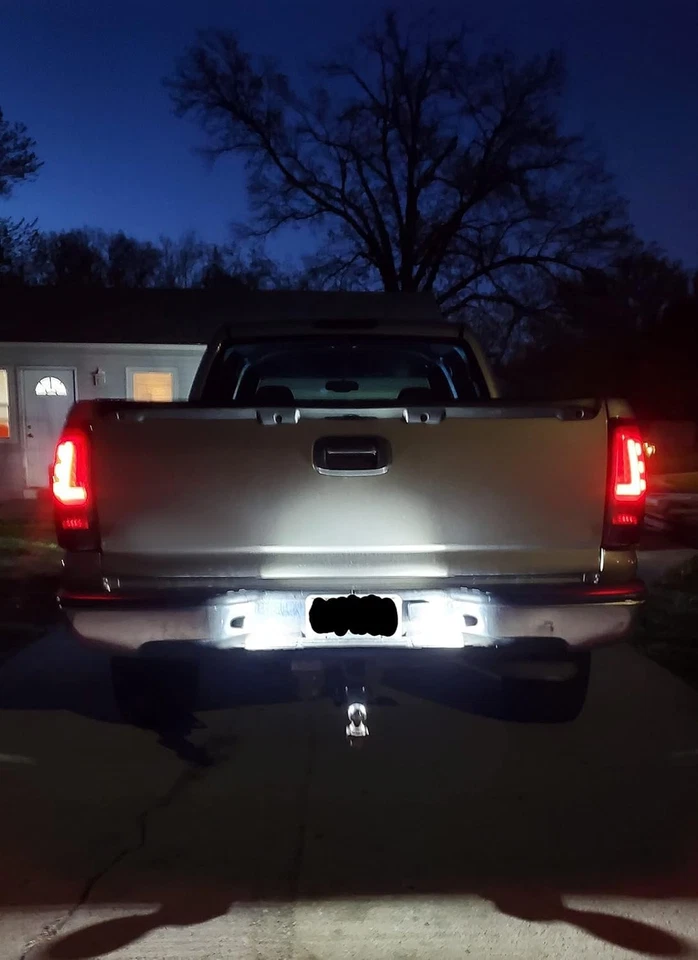Conjunto de luces traseras compatibles AUTOSAVER88 1999-2006 Chevy Silverado 1500/2500, Foto 3 de 4