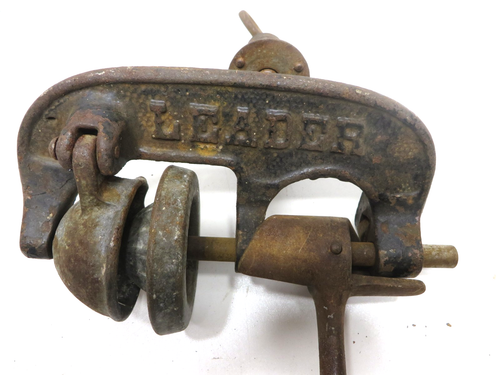 Vintage Cast Iron Large Clamp On Lemon Squeezer-Leader Mfg - Picture 4 of 5
