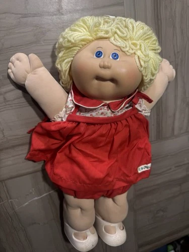 Cabbage Patch Kids Frankie Shelby Baby Doll Blonde Hair Outfit Birth Certificate